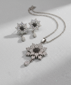 Flower Necklace Set