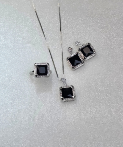 Black Crystal Necklace Set