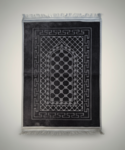 Anti-Slip Velvet Prayer Mat | Soft & Luxurious Prayer Mat