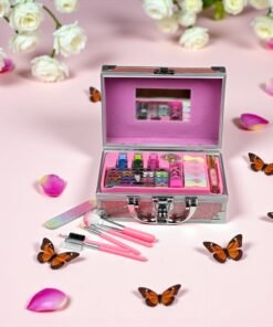 Alternative view of Pet Dolls Beauty Makeup Kit