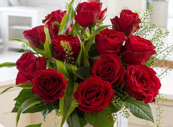Best Flowers for Gifting in Pakistan: Occasions, Prices & Trends