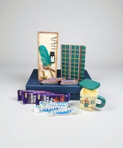 Alternative view of Elegant Men’s Dress Hamper