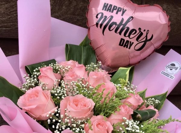 Mother’s Day Flowers in Pakistan For Gifts